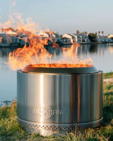 The Allure of a Smokeless Firepit With Grill