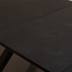 Eclipse Extendable Table