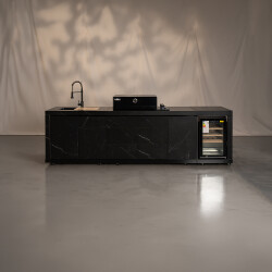 Rockbeam Shakespeare Black Hi-Top Kitchen